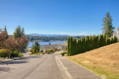 6044 Sandpiper Court, Bremerton, WA 98312 - Photo 10