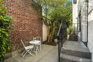 2205 Bigelow Ave N, Seattle, WA 98109 - Photo 14