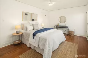 2205 Bigelow Ave N, Seattle, WA 98109 - Photo 18