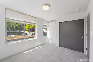 3865 Gilman Ave W, Seattle, WA 98199 - Photo 22