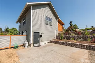 814 1/2 Caroline St, Port Angeles, WA 98362 - Photo 34