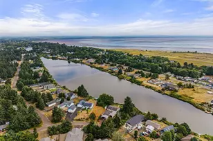 526 Sunset Ave NE, Ocean Shores, WA 98569 - Photo 38
