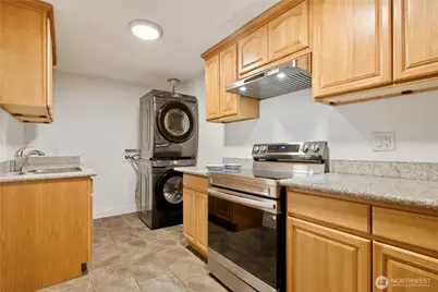 110 174th Place, Bellevue, WA 98008 - Photo 36