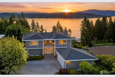 110 174th Place, Bellevue, WA 98008 - Photo 2