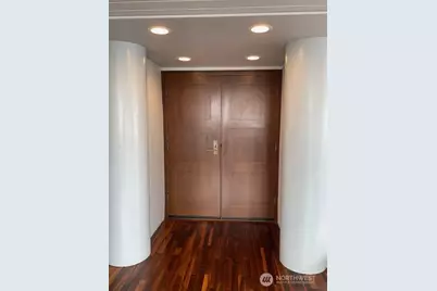404 N D Street #11E, Tacoma, WA 98403 - Photo 2