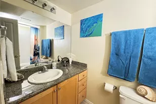 300 10th Ave, Seattle, WA 98122 - Photo 24