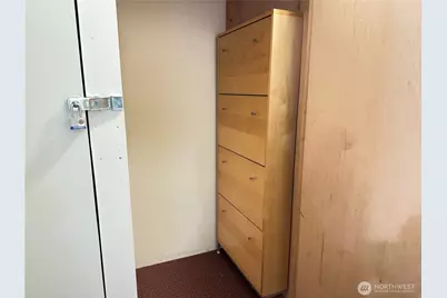 300 10th Avenue #B305, Seattle, WA 98122 - Photo 28