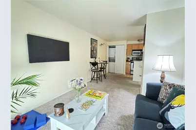 300 10th Avenue #B305, Seattle, WA 98122 - Photo 8