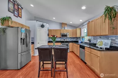 7911 300th Street Ct S, Roy, WA 98580 - Photo 10