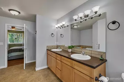 7911 300th Street Ct S, Roy, WA 98580 - Photo 16