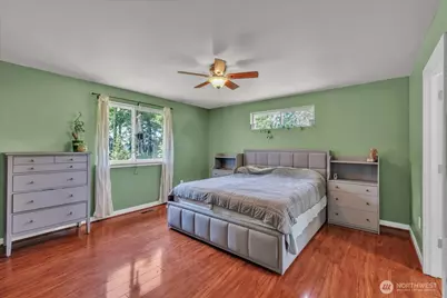 7911 300th Street Ct S, Roy, WA 98580 - Photo 14