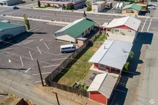 220 N Main St, Kittitas, WA 98934 - Photo 4
