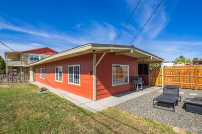220 N Main Street, Kittitas, WA 98934 - Photo 10