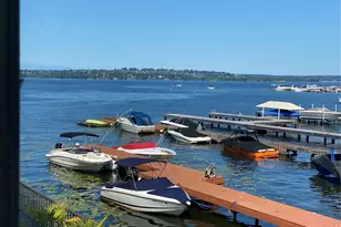 4561 Lake Washington Blvd NE, Kirkland, WA 98033 - Photo 2
