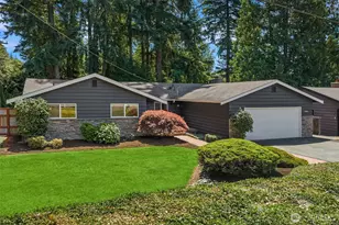 7061 NE 137th St, Kirkland, WA 98034 - Photo 1
