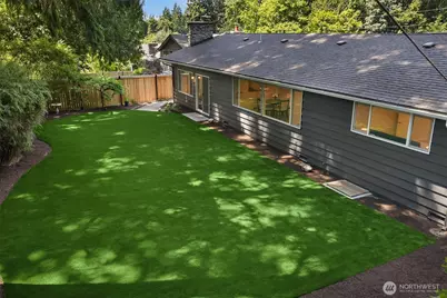 7061 NE 137th Street, Kirkland, WA 98034 - Photo 24