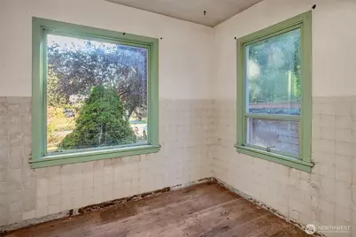 12015 8th Street S, Seattle, WA 98168 - Photo 14