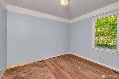 12015 8th Street S, Seattle, WA 98168 - Photo 16