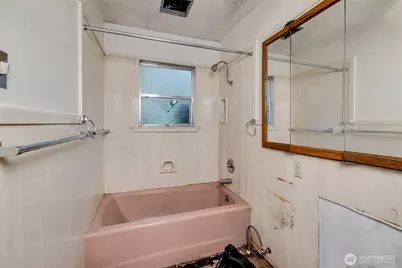 12015 8th Street S, Seattle, WA 98168 - Photo 18