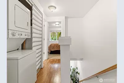 301 W Raye Street #201, Seattle, WA 98119 - Photo 14