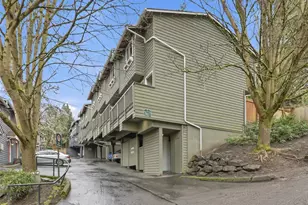 301 W Raye St, Seattle, WA 98119 - Photo 32