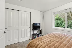 301 W Raye St, Seattle, WA 98119 - Photo 18