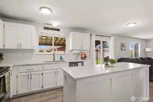 1104 201st St E, Spanaway, WA 98387 - Photo 8