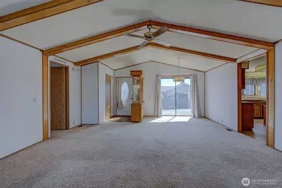 1308 Glacier Place #67, Wenatchee, WA 98801 - Photo 4