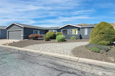 1308 Glacier Place #67, Wenatchee, WA 98801 - Photo 2