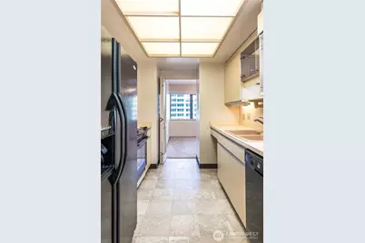 1301 Spring Street #8C, Seattle, WA 98101 - Photo 22