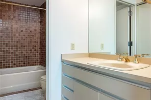 1301 Spring St, Seattle, WA 98101 - Photo 24