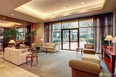1301 Spring Street #8C, Seattle, WA 98101 - Photo 2