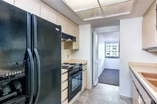 1301 Spring St, Seattle, WA 98101 - Photo 20