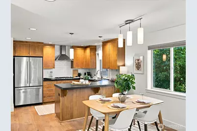 2106 E Terrace Street, Seattle, WA 98122 - Photo 10