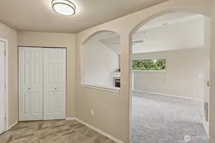 10025 9th Ave W, Everett, WA 98204 - Photo 8