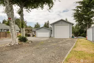 602 Huckleberry Ct SE, Ocean Shores, WA 98569 - Photo 4
