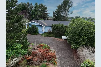 243 Octopus Avenue NE, Ocean Shores, WA 98569 - Photo 2