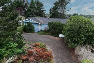 243 Octopus Ave NE, Ocean Shores, WA 98569 - Photo 2
