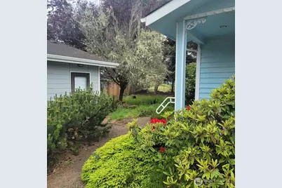 243 Octopus Avenue NE, Ocean Shores, WA 98569 - Photo 16