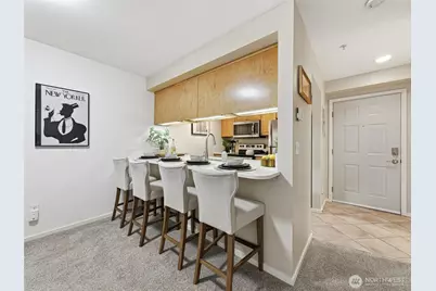 12345 Roosevelt Way NE #310, Seattle, WA 98125 - Photo 16