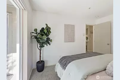 12345 Roosevelt Way NE #310, Seattle, WA 98125 - Photo 26