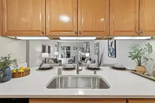 12345 Roosevelt Way NE, Seattle, WA 98125 - Photo 20
