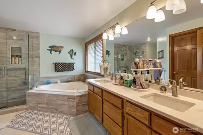 9806 NE 197th Street, Bothell, WA 98011 - Photo 24