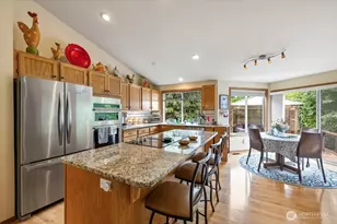 9806 NE 197th St, Bothell, WA 98011 - Photo 10