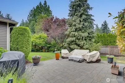 9806 NE 197th Street, Bothell, WA 98011 - Photo 30