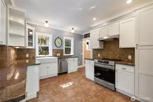 4704 N 39th, Tacoma, WA 98407 - Photo 12