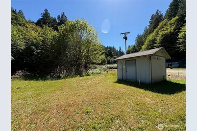 23501 N US Highway 101, Hoodsport, WA 98548 - Photo 14