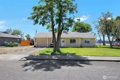 1232 Arlington Drive, Moses Lake, WA 98837 - Photo 2