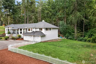 10516 36th Street Ct NW, Gig Harbor, WA 98335 - Photo 4