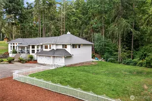 10516 36th St Ct NW, Gig Harbor, WA 98335 - Photo 4